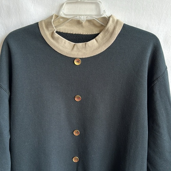 Customized black sweatshirt with added buttons, collar, and sleeve ends, size L - Picture 2 of 7